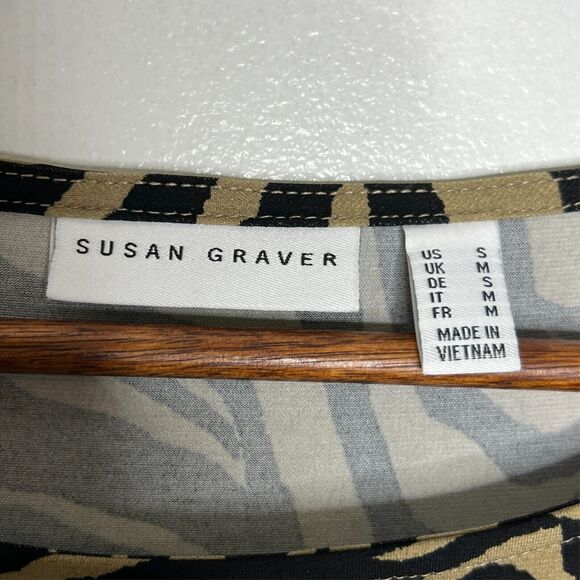 Susan Graver Women’s Top Small Animal Print Zebra Tunic Stretch Lightweight - Picture 3 of 8